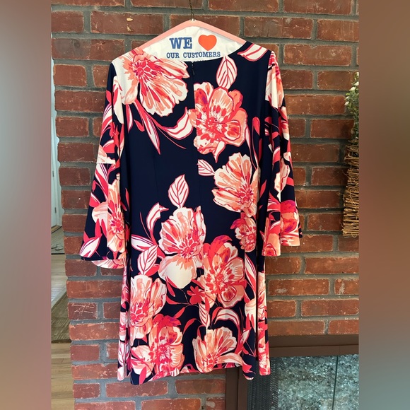 Eliza J Size 20w Navy & Pink Floral Shift Dress w/ Bell Sleeves - Picture 5 of 6